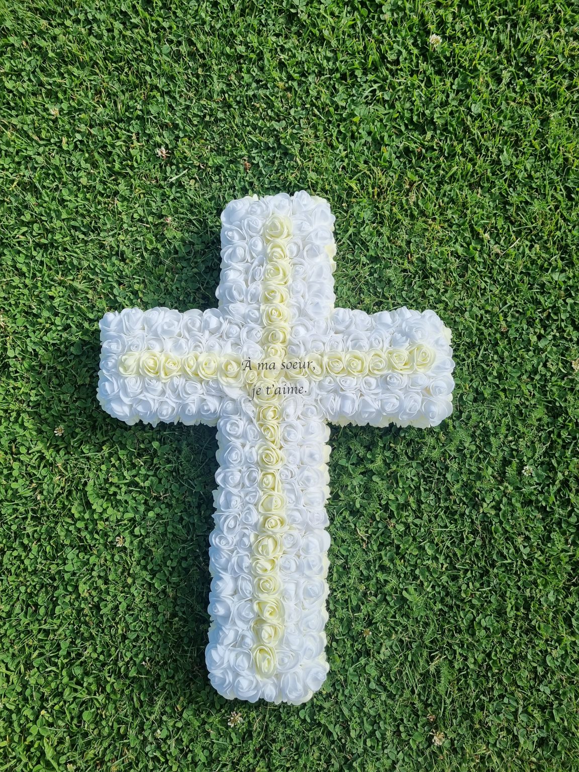 Croix florale